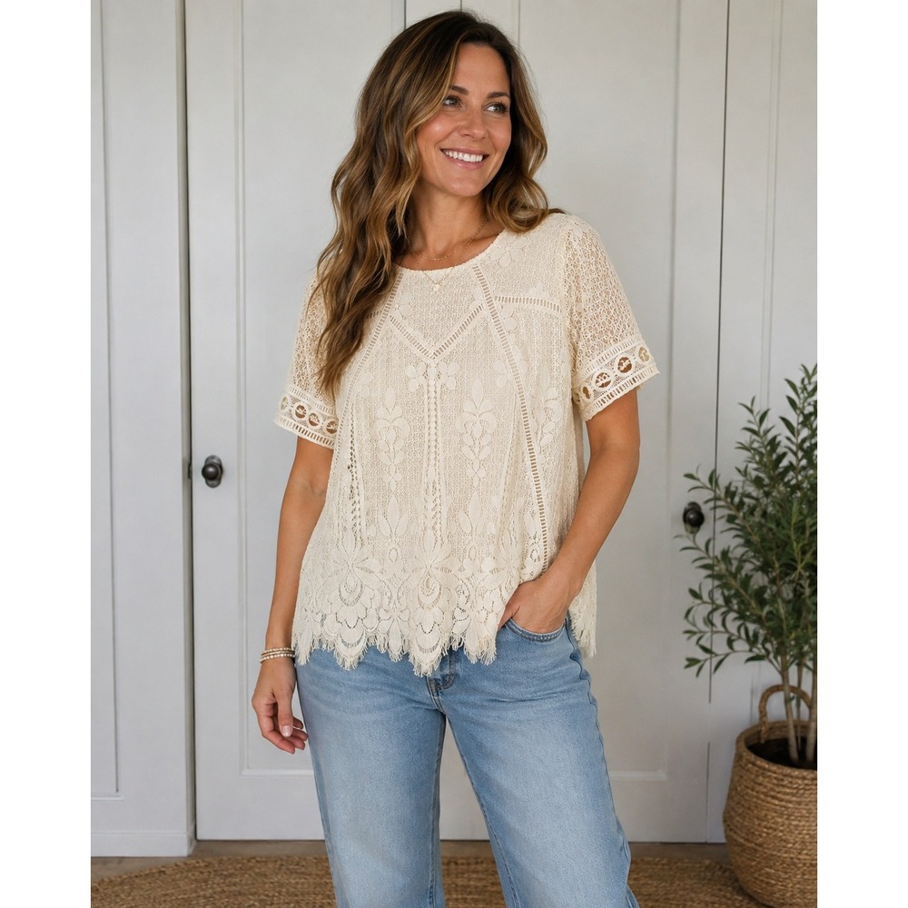 boho cottagecore Lace top Women Size M Cream Floral Scalloped  romantic fairy